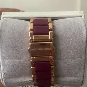 Michael Kors Rose Gold/Wine Band Amazon.com: 200Pcs Compatible for Michael Kors Sofie Band  main image 4